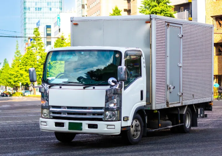 ドライバー必見】中距離トラック運転手はきつい？中距離トラック運転手の不安や悩みの解決方法 | 運転ドットコム